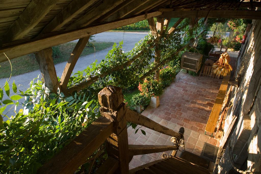 Ferme De Montalibord Villa Vescours Bagian luar foto